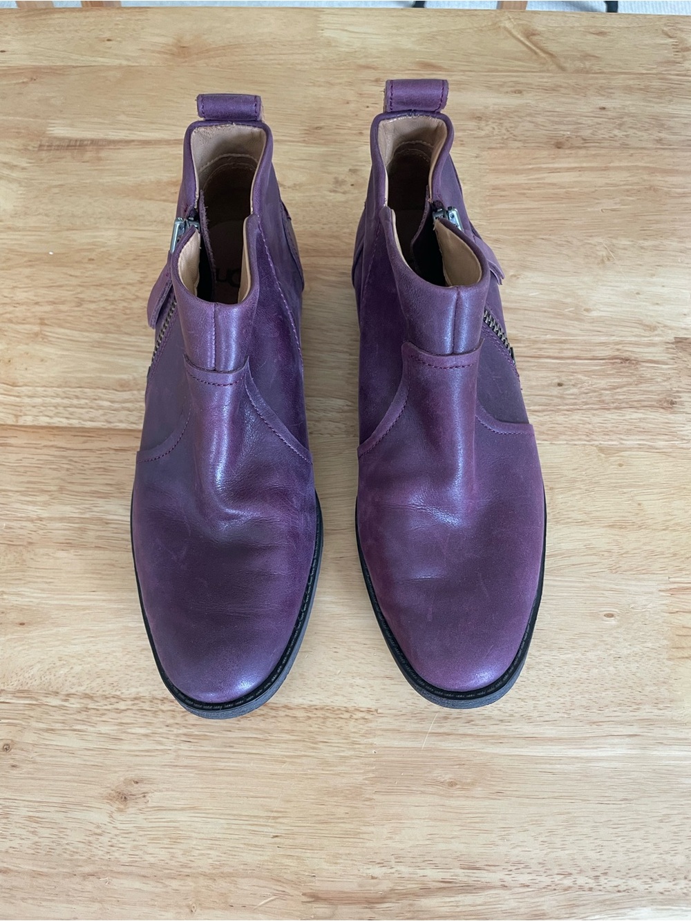 Women’s Purple Leather Chelsea Boots